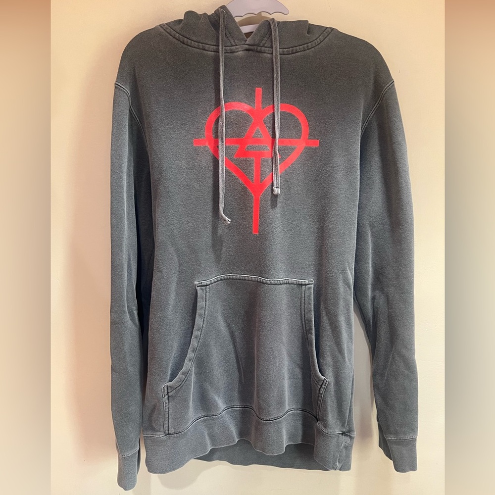 THIRTY SECONDS TO MARS “A Night in Our Wildest Dreams” Hoodie Size S